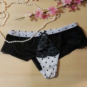 NWT Victoria's Secret very sexy panty S